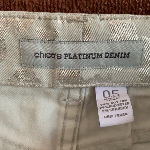 Chico’s Platinum Denim Capri/ crops - Picture 4 of 13